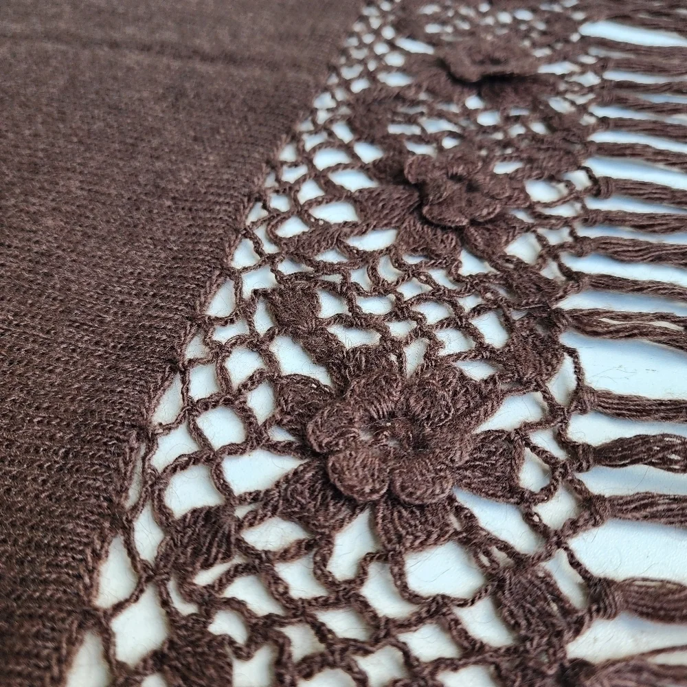 Neck Scarf Wrap Hand Crochet Cozy Brown Flowers Knit Detail Fringe 86